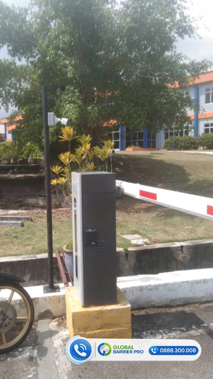 Báo giá barie cho chung cư, nhà máy, bãi xe mới nhất - ảnh 4 Báo giá barie cho chung cư, nhà máy, bãi xe mới nhất - hình minh họa 4