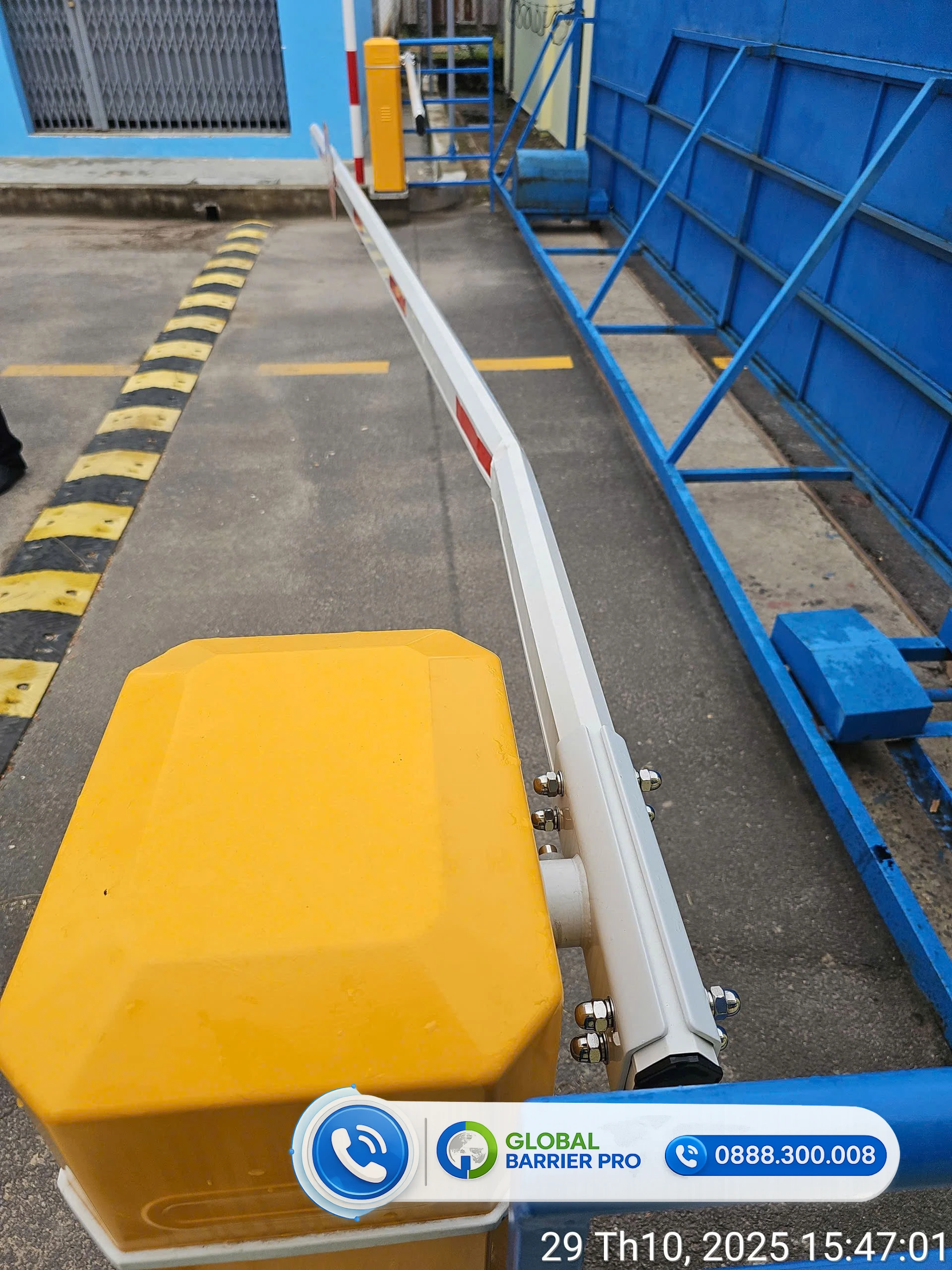 Kinh nghiệm chọn barie tự động phù hợp từng mô hình bãi xe - ảnh 6 Kinh nghiệm chọn barie tự động phù hợp từng mô hình bãi xe - hình minh họa 6